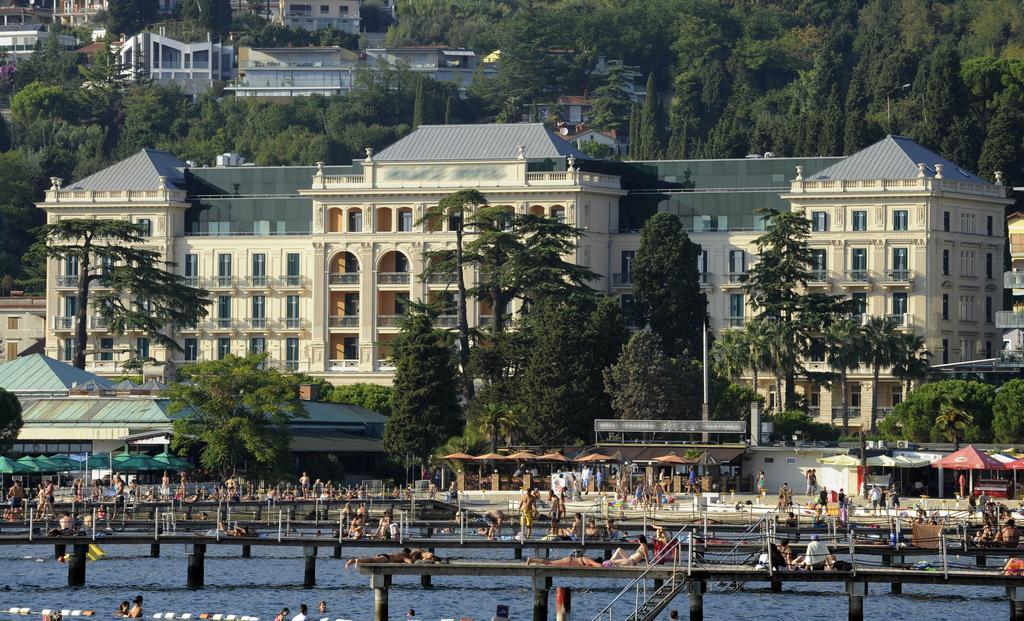Apartments And Rooms Orazem Zoro Portoroz Exterior photo