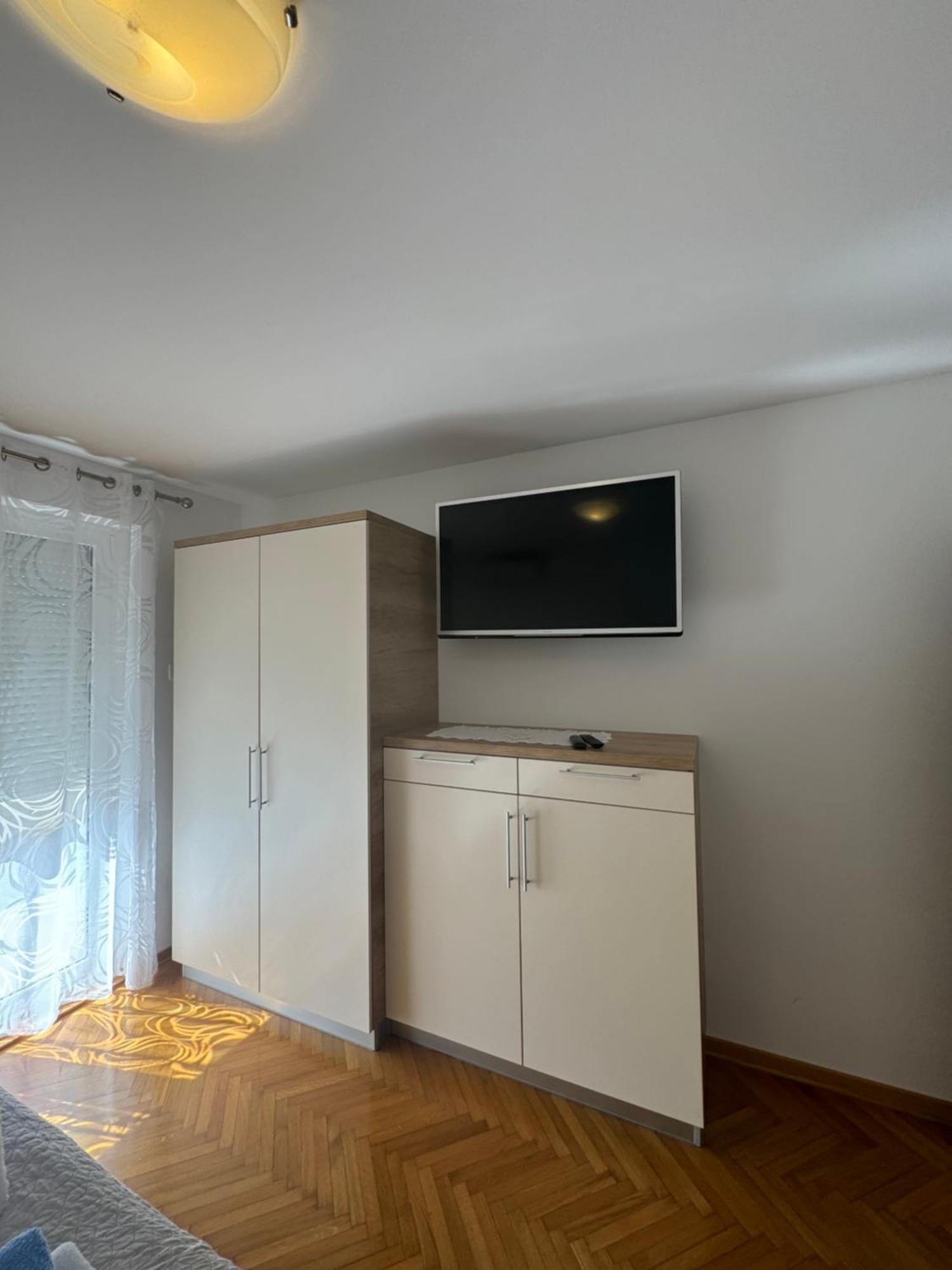 Apartments And Rooms Orazem Zoro Portoroz Exterior photo